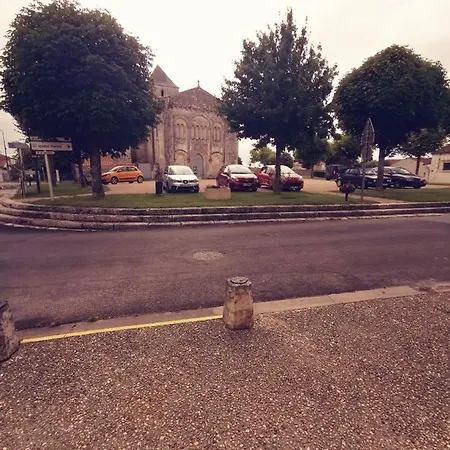 Hotel Le Relais De Montils