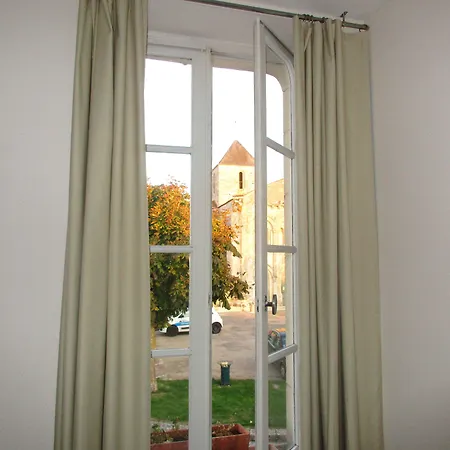 Le Relais De 2* Montils