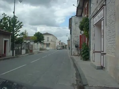 Le Relais De Hotel Montils